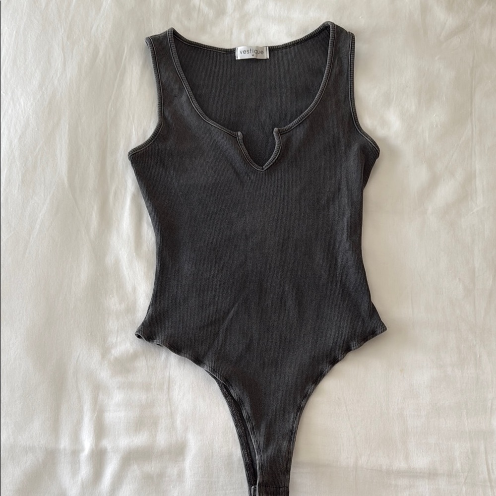 Heather Gray Sleeveless Bodysuit
